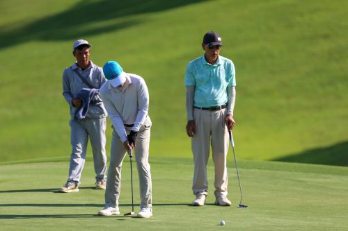 Kết nối nhiều với cộng đồng golfer